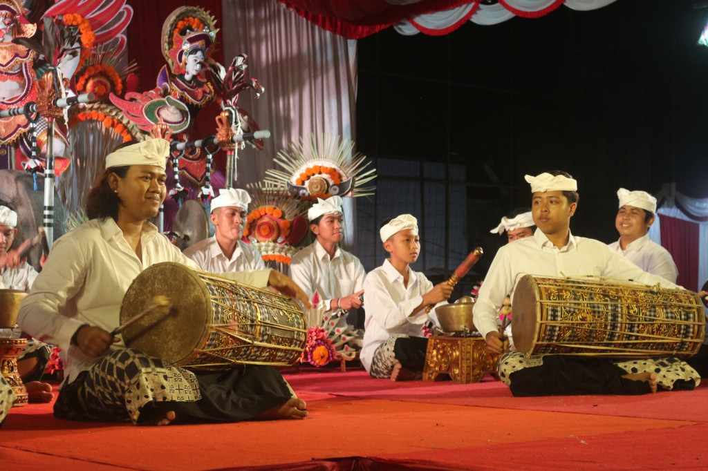 Parade Baleganjur Melasti dalam rangka Peranyaan HUT Kemerdekaan RI ke-78 tahun